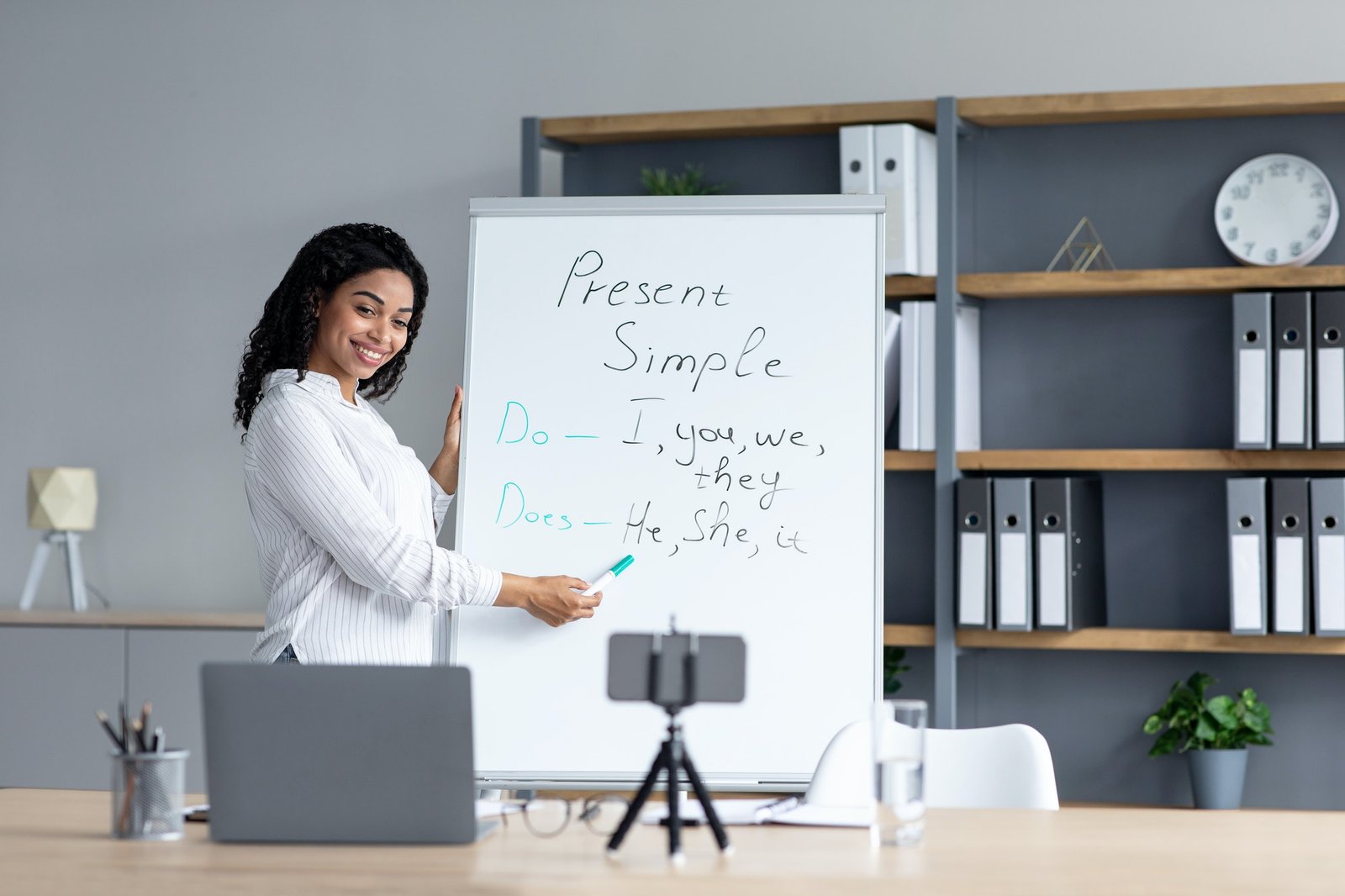 tutor shooting english lesson for students online and new normal